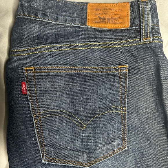 Levi's Dark Indigo Straight Jeans - Picture 3 of 17